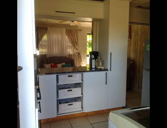 4 BEDROOM HOUSE FOR SALE IN UMLAZI K